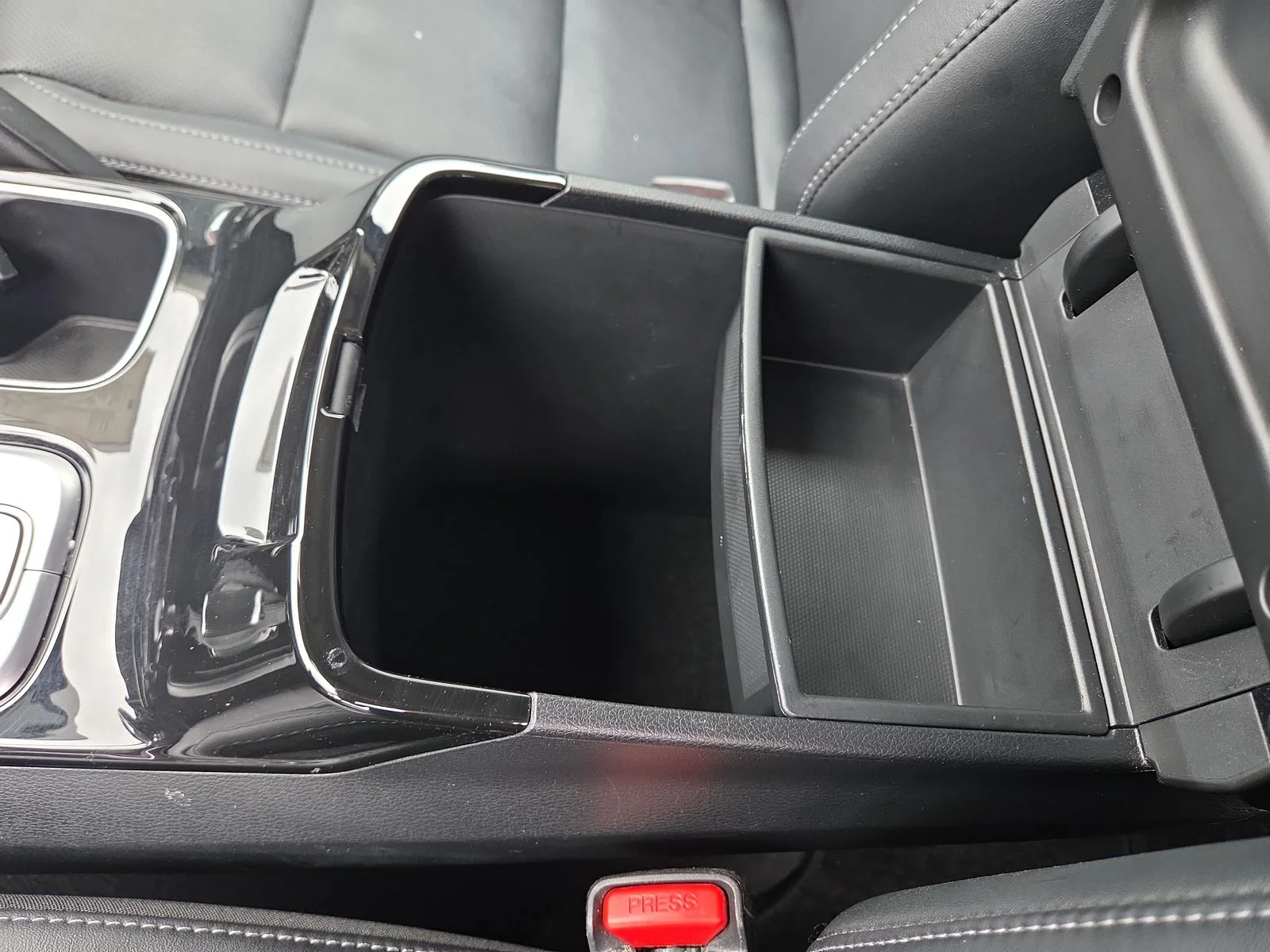 Certified Used 2023 Dawning Red Kia S image 27