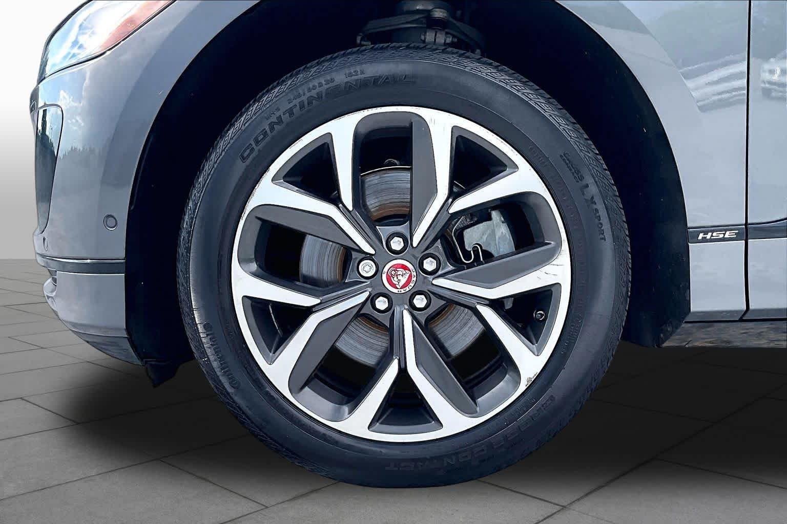 Used 2020 Corris Grey Metallic Jaguar HSE image 10