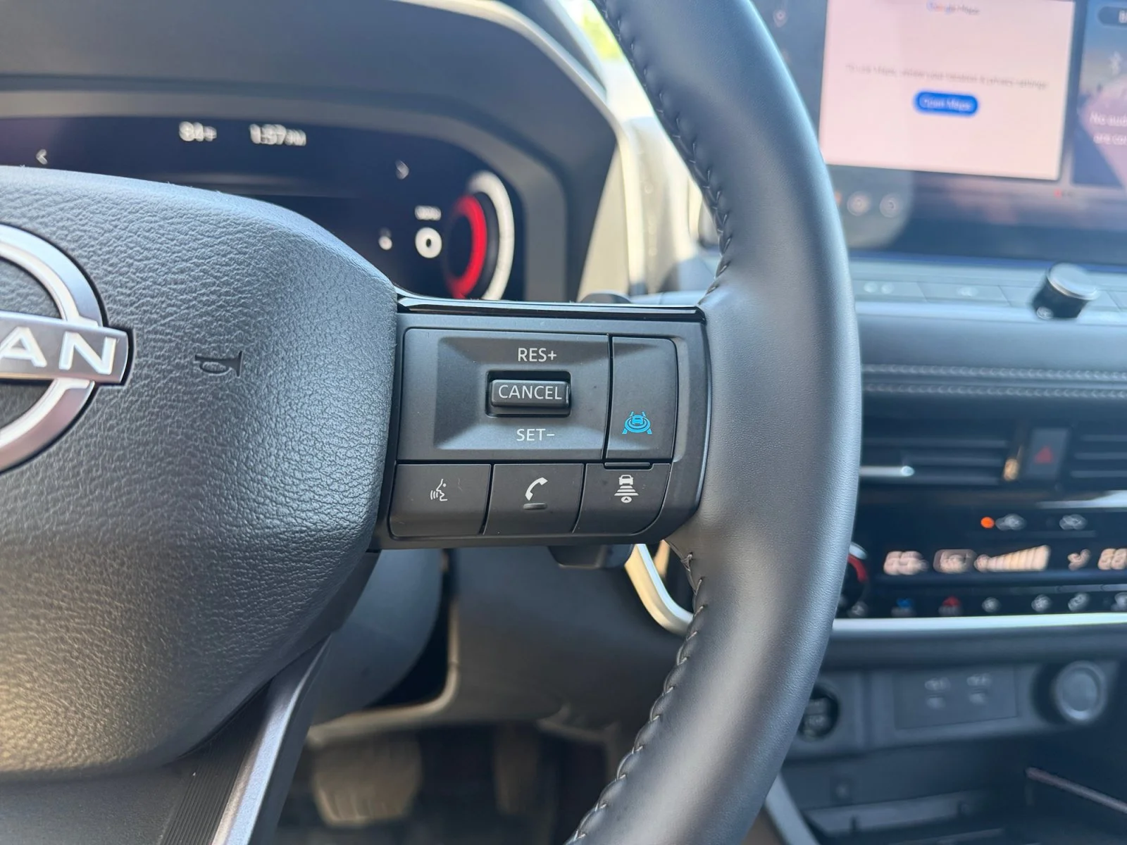 Certified Used 2025 Super Black Nissan SL image 12