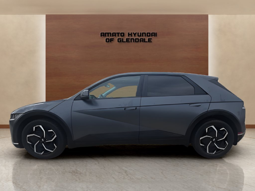 Certified Used 2023 Gray Hyundai SEL image 3