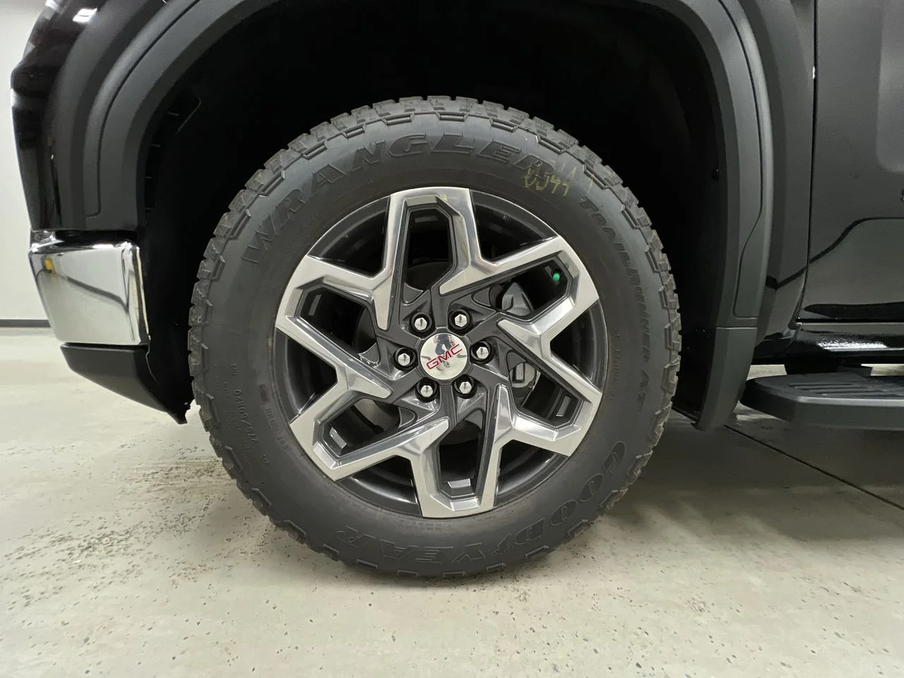 2026 GMC Sierra 1500 SLT - Photo 91