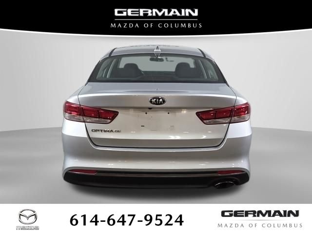 Used 2016 Silver Kia LX image 10