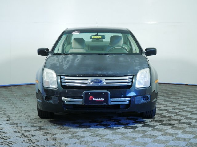 Used 2009 Ford Fusion SE with VIN 3FAHP071X9R196674 for sale in Shakopee, Minnesota