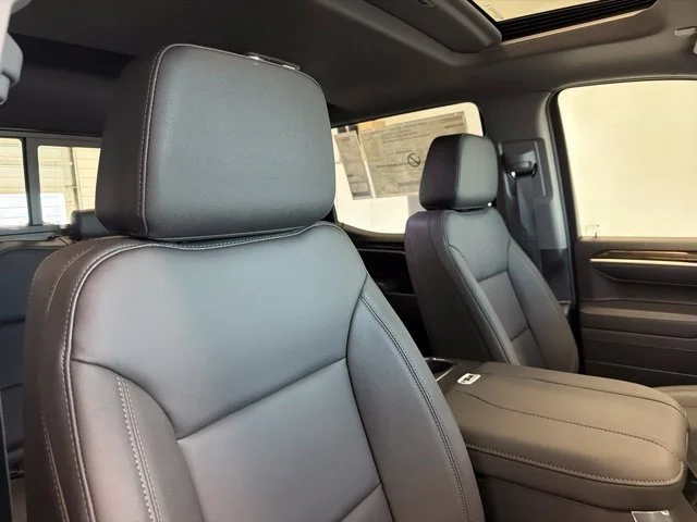 New 2026 Summit White GMC Elevation image 27