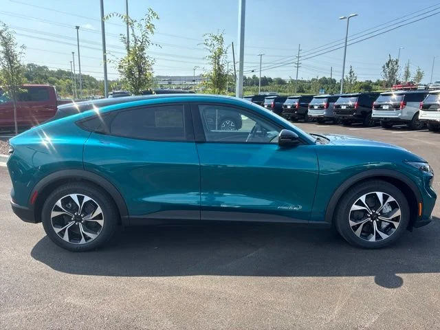 New 2026 Adriatic Blue Metallic Ford Select image 7