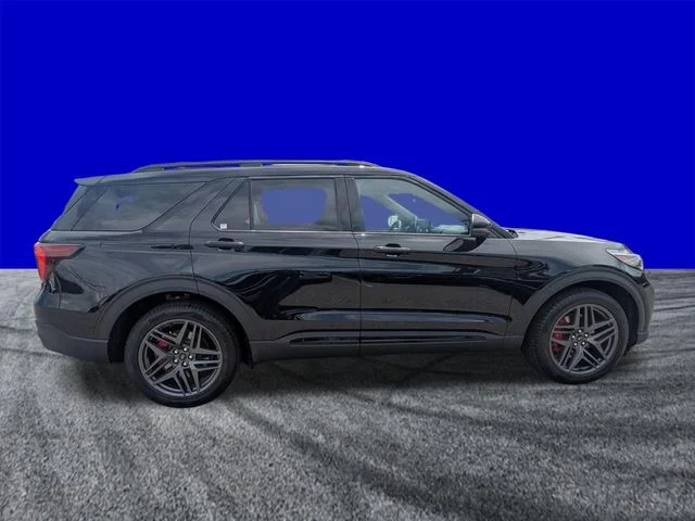 New 2026 Agate Black Metallic Ford ST image 3