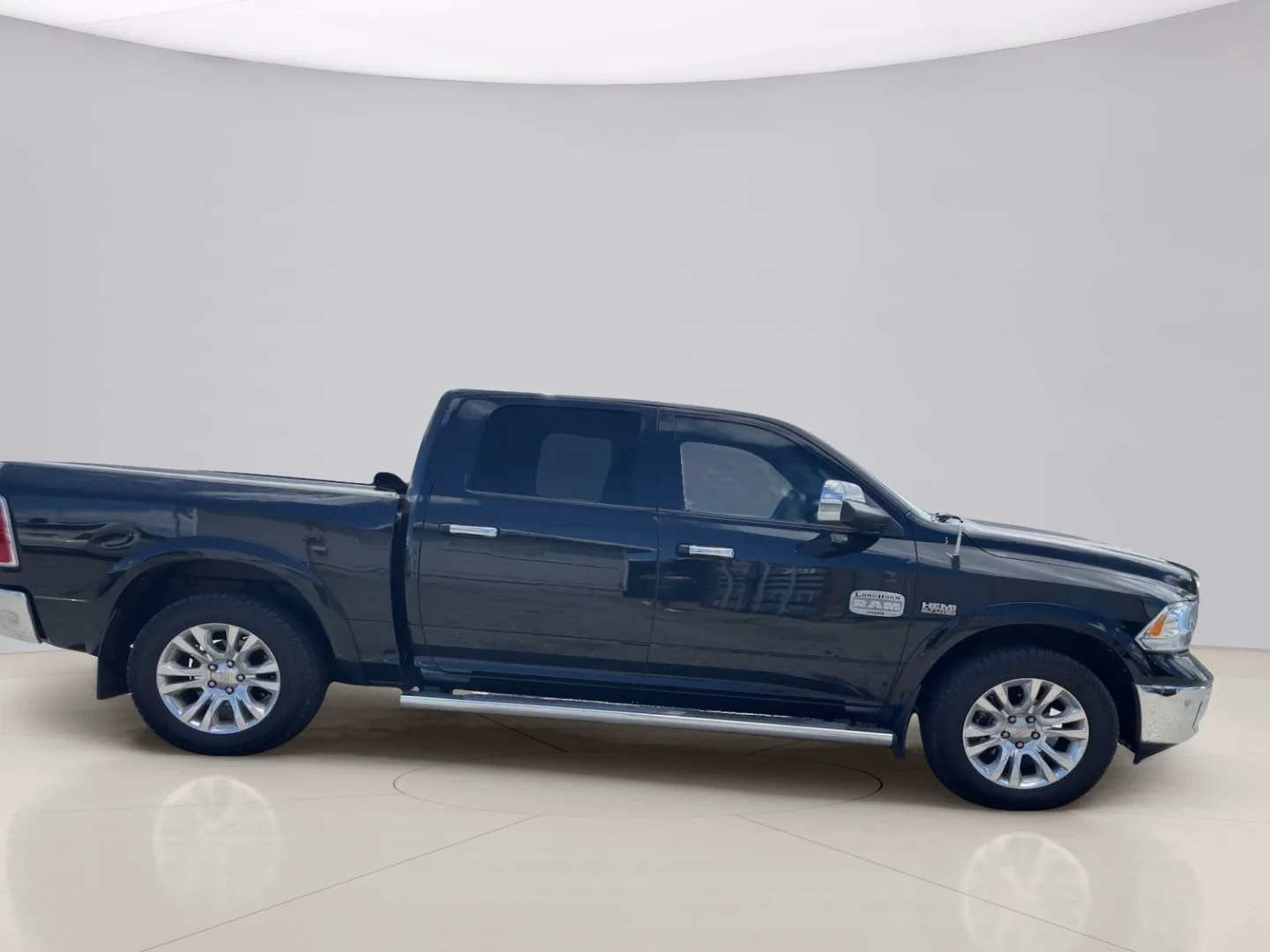 Used 2014 Black Ram LONGHORN image 7