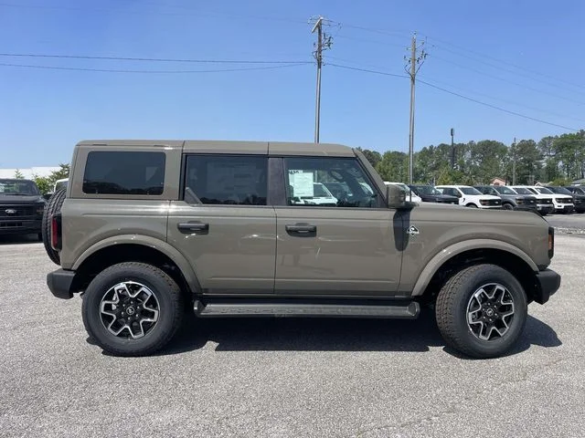 New 2026 Gray Ford Outer Banks image 2