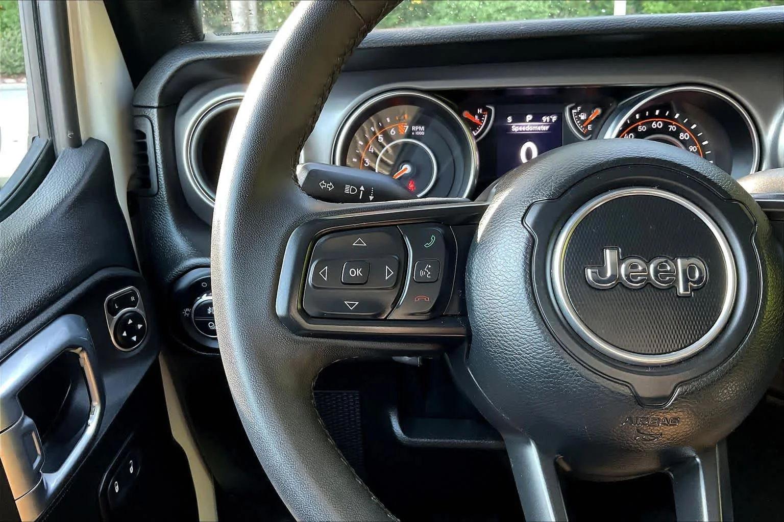 Used 2023 Bright White Clearcoat Jeep Sport S image 23