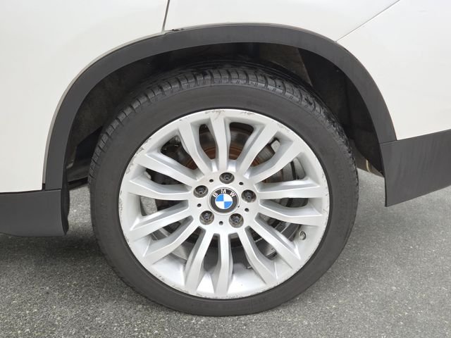 Used 2014 White BMW xDrive28i image 33