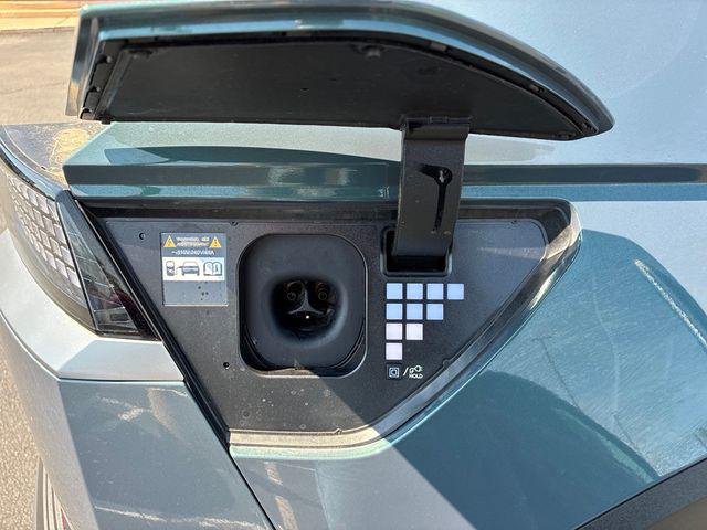 New 2026 Digital Teal Hyundai SE image 57