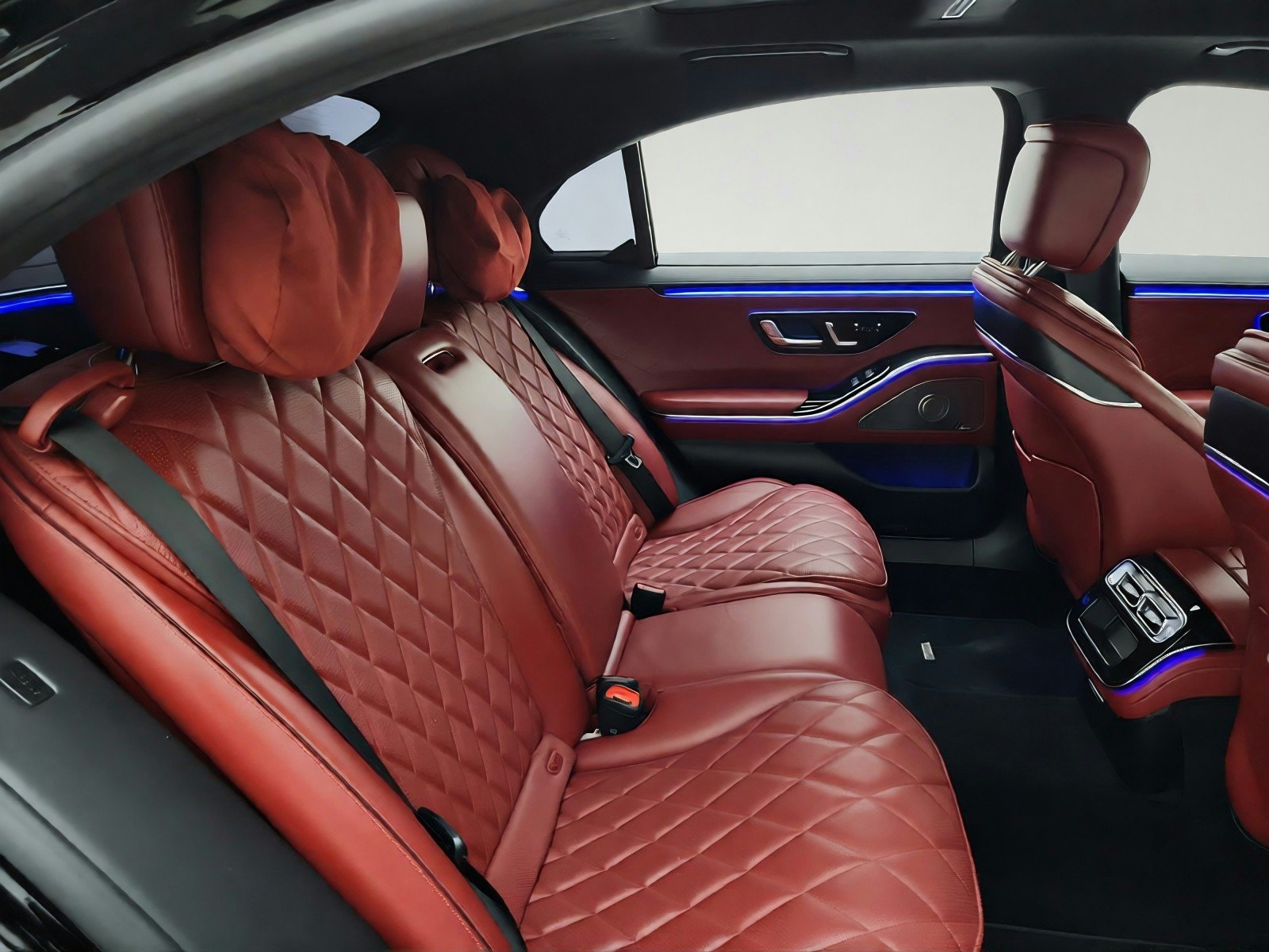Certified Used 2022 Black Mercedes-Benz S 580 image 32