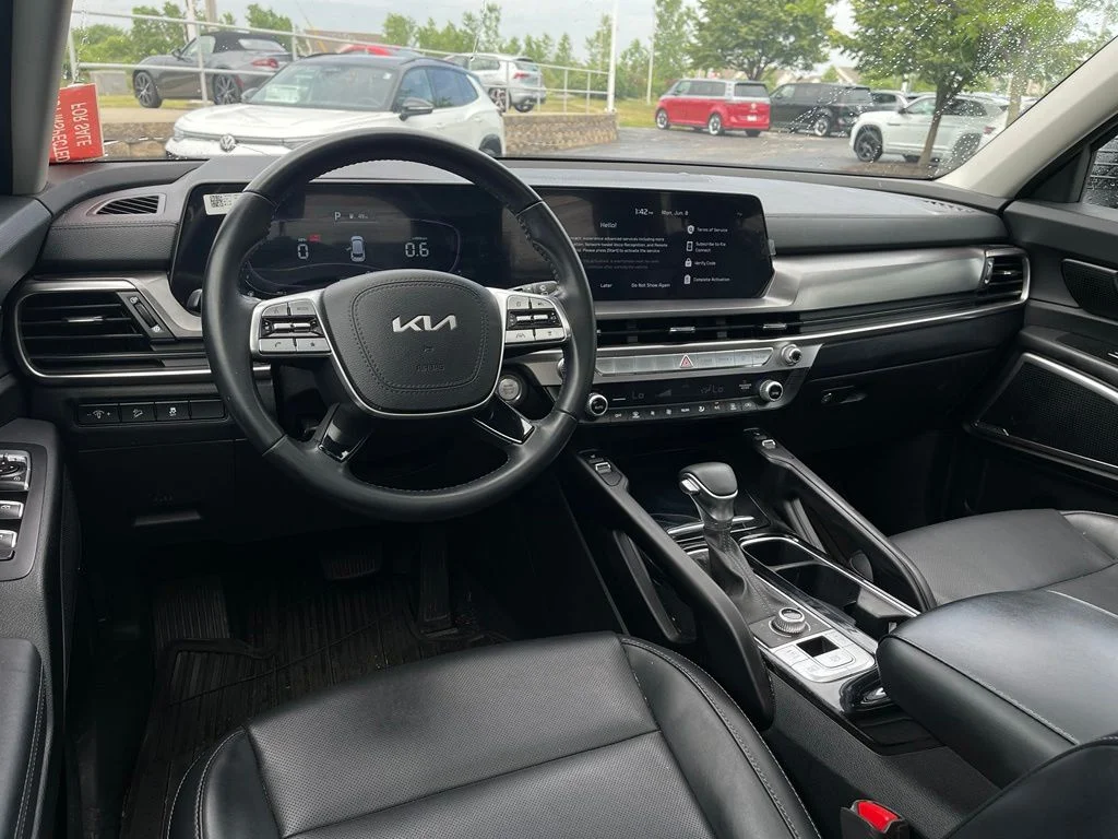 Used 2024 Ebony Black Kia S image 12