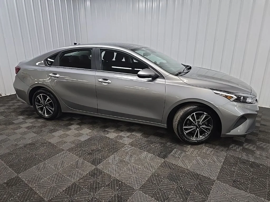 Used 2024 Gray Kia LXS image 1