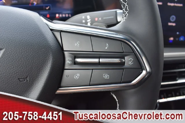 New 2027 Mosaic Black Metallic Chevrolet LT image 24