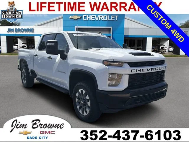 Used 2022 Summit White Chevrolet Custom image 1