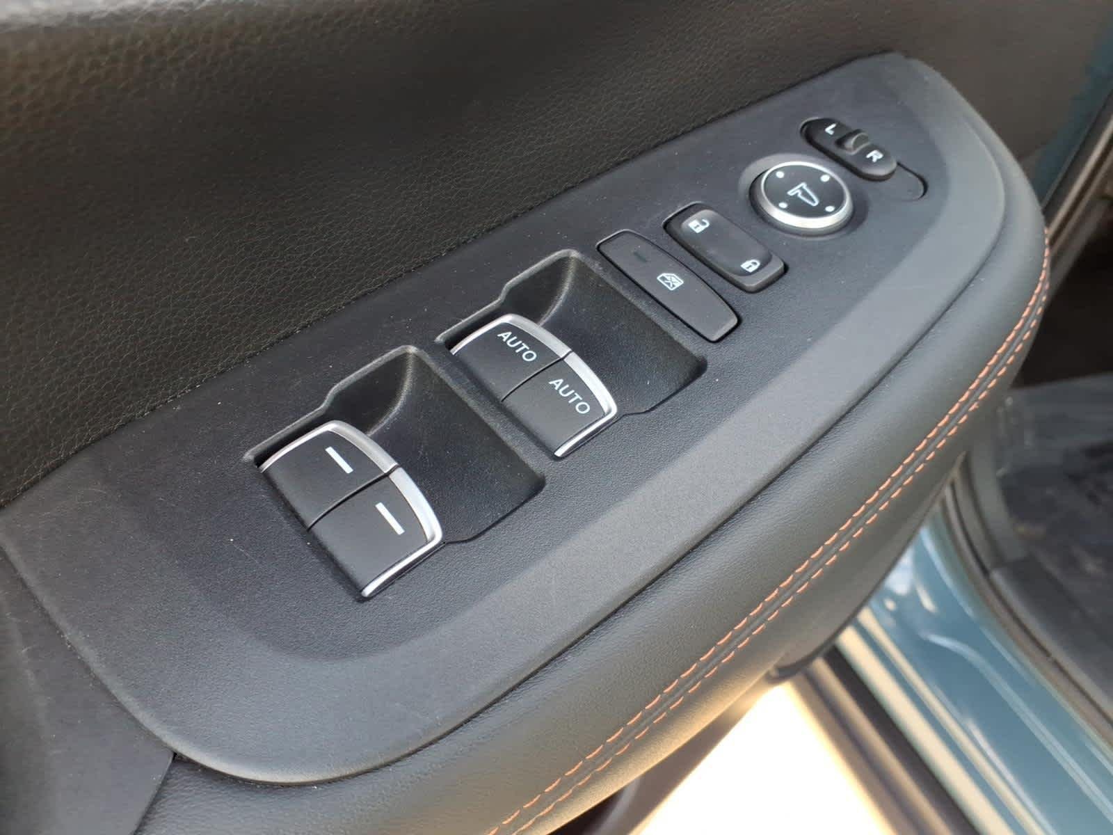 2025 Honda HR-V Sport - Photo 17