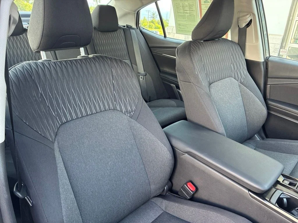 Used 2026  Toyota LE image 47