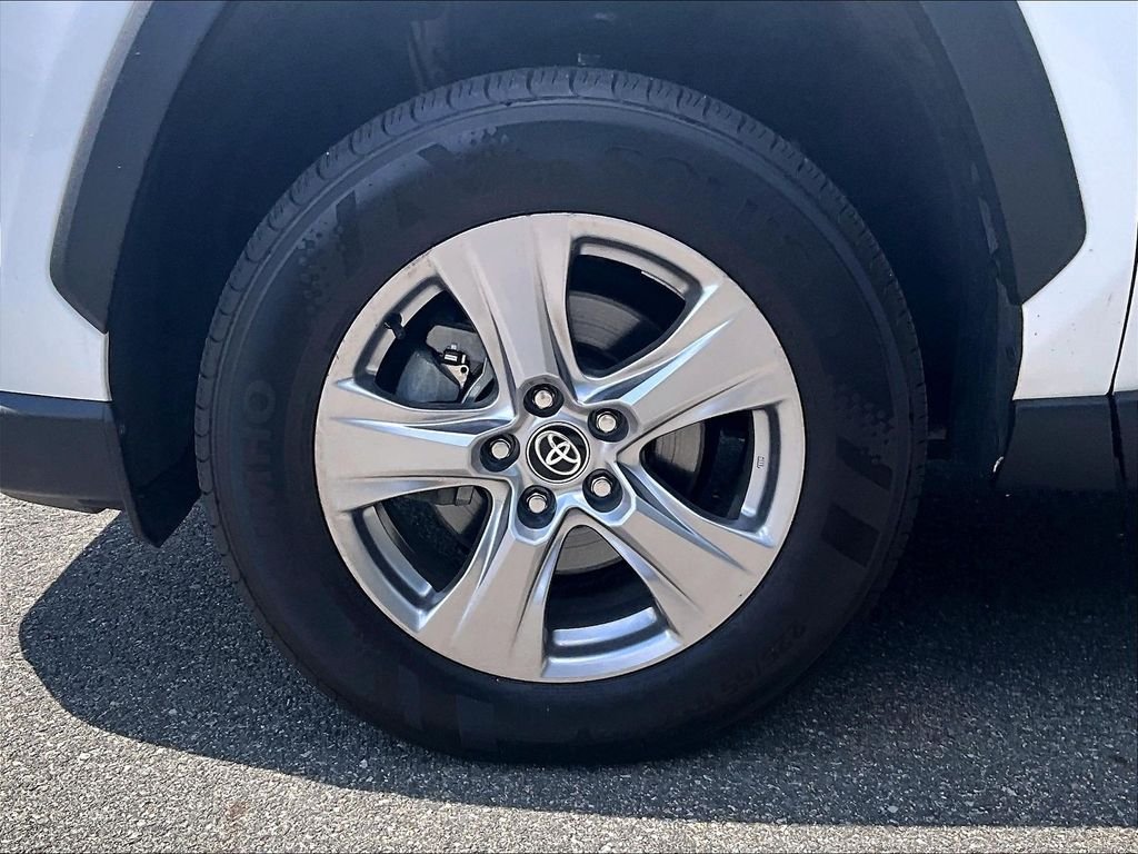 Used 2024 White Toyota XLE image 7