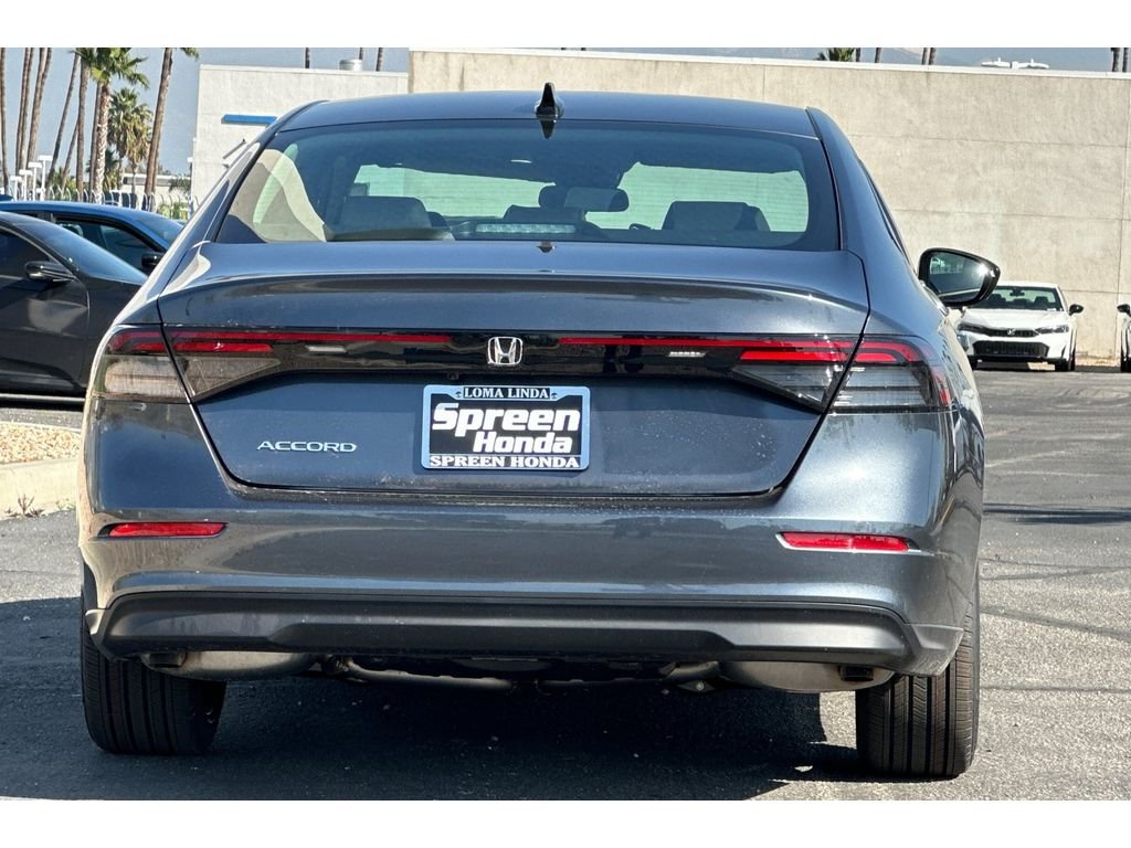 New 2026 Meteorite Gray Metallic Honda SE image 37