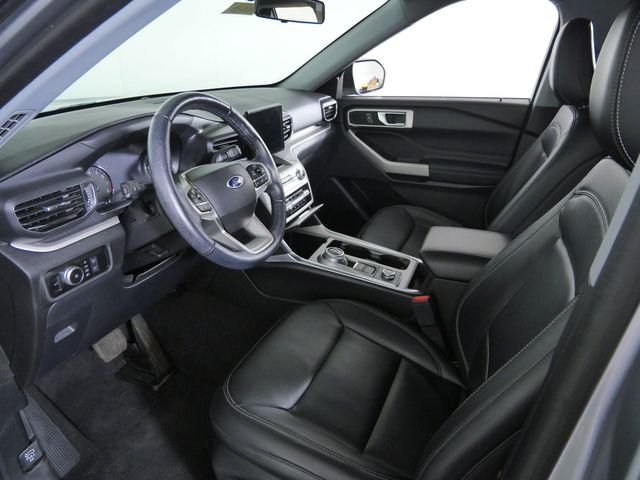 Used 2022 Silver Ford XLT image 19