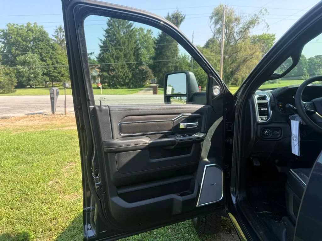 New 2026 Forged Blue Metallic RAM Tradesman image 16