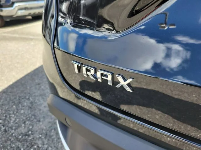 2026 Chevrolet Trax LT - Photo 9