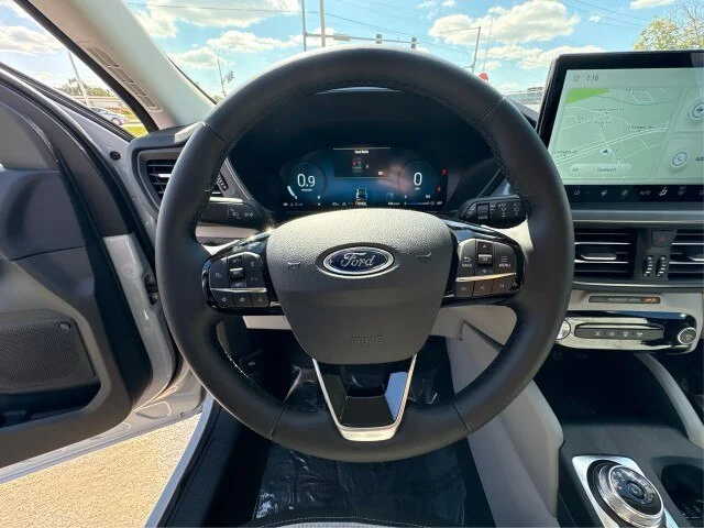 New 2026 Space Silver Metallic Ford Active® image 38