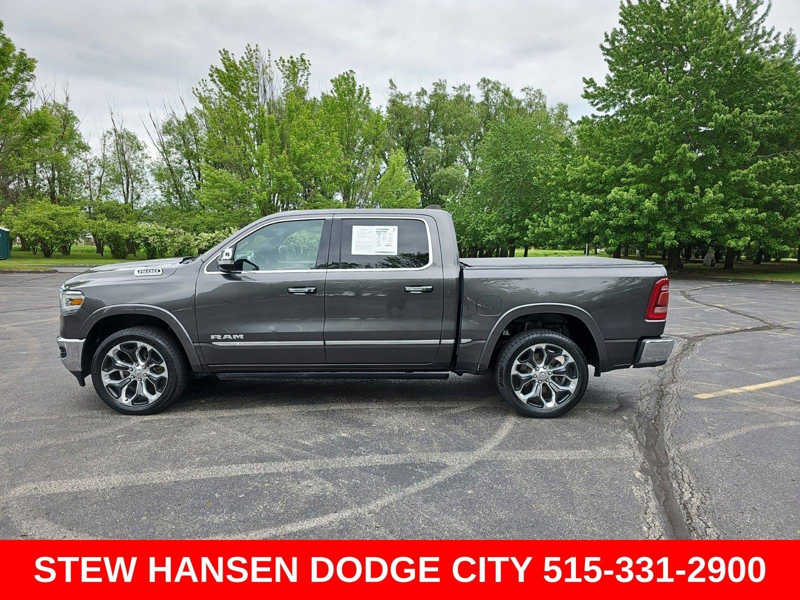 2021 RAM 1500 Limited 4x4 Crew Cab 5'7's photo