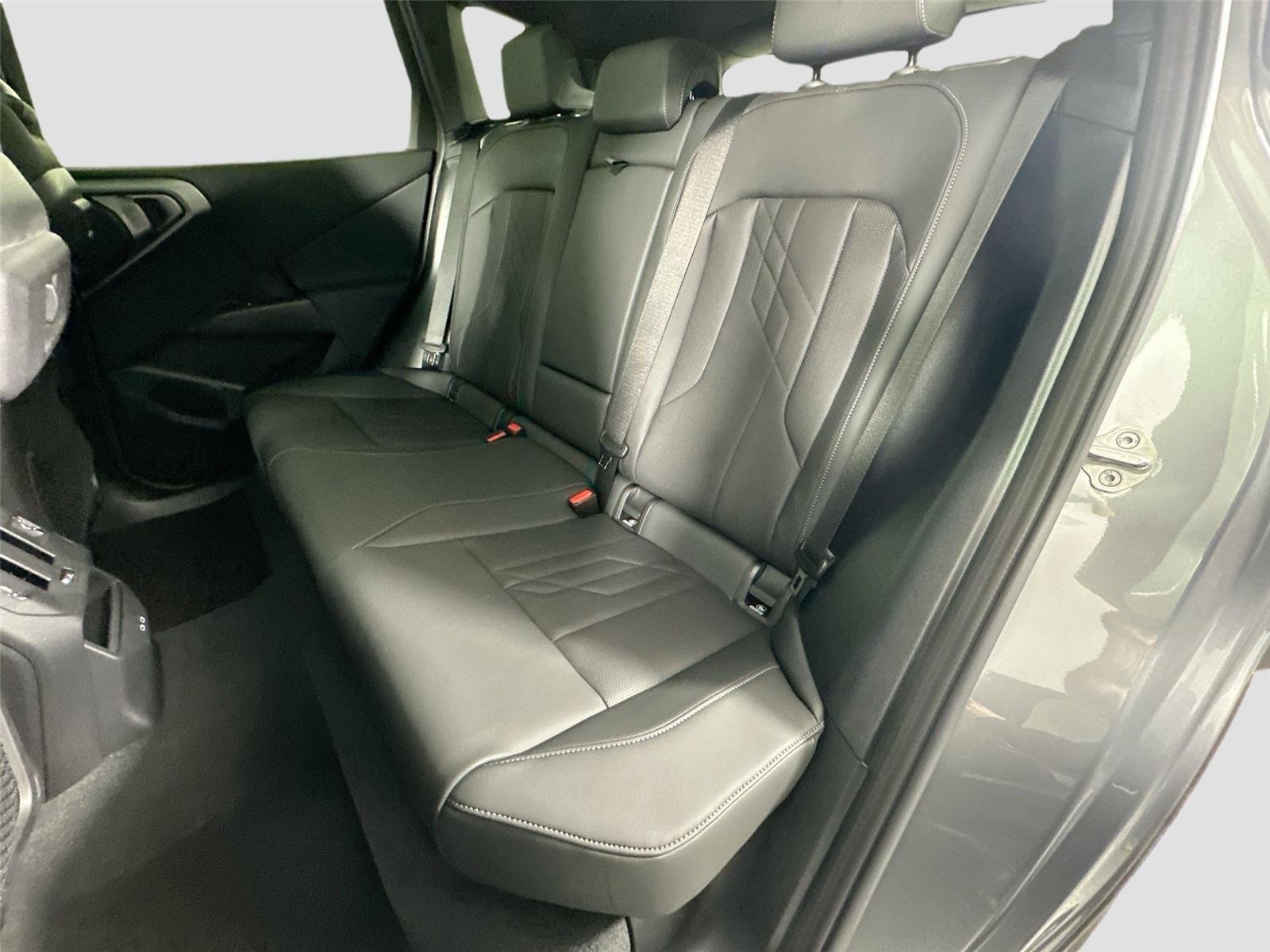 Used 2026 Skyscraper Grey Metallic BMW 30 xDrive image 26