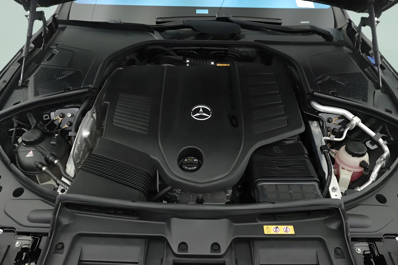 Certified Used 2023 Gray Mercedes-Benz S 500 4MATIC® AMG® Line image 24