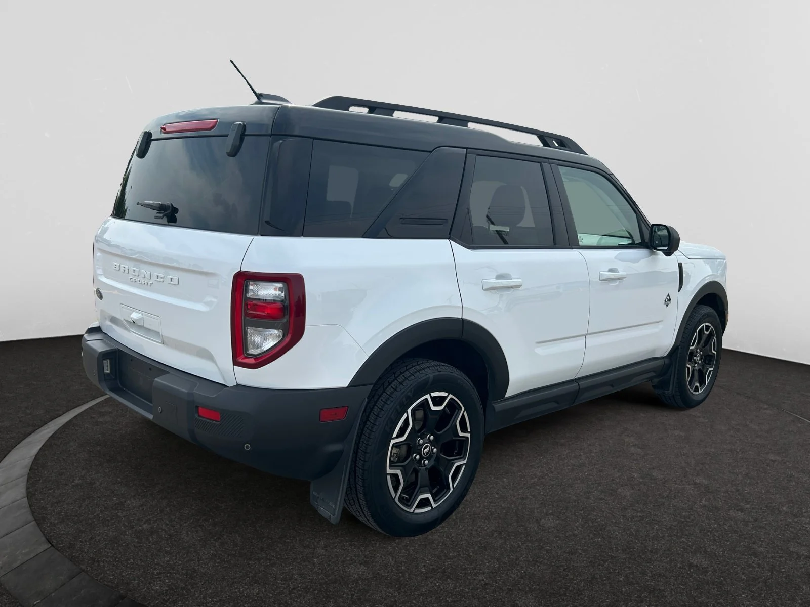 Used 2025 WHITE Ford OUTER BANKS image 5