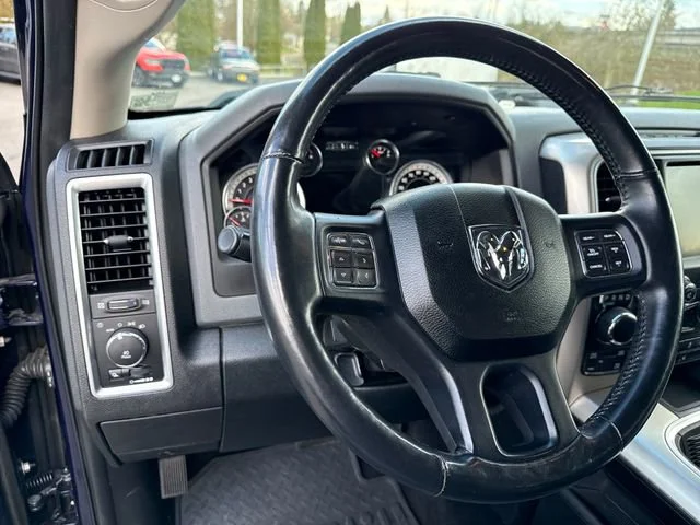 Used 2017 True Blue Pearlcoat Ram Big Horn image 15