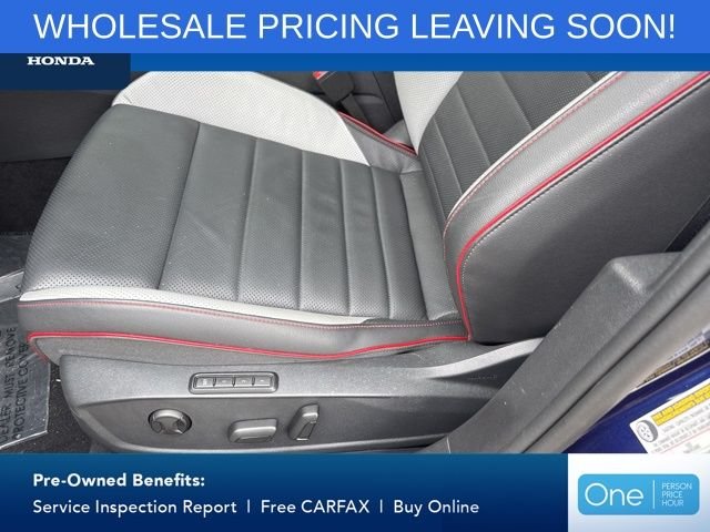 Used 2024 Atlantic Blue Metallic Volkswagen 2.0T SE image 18