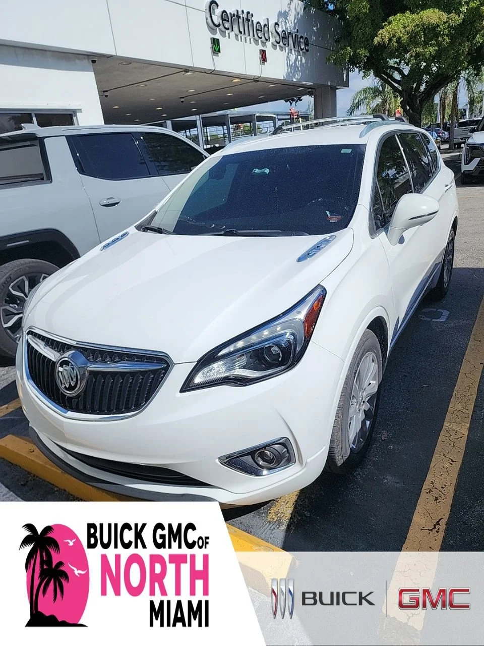 2019 Buick Envision Essence FWD's photo