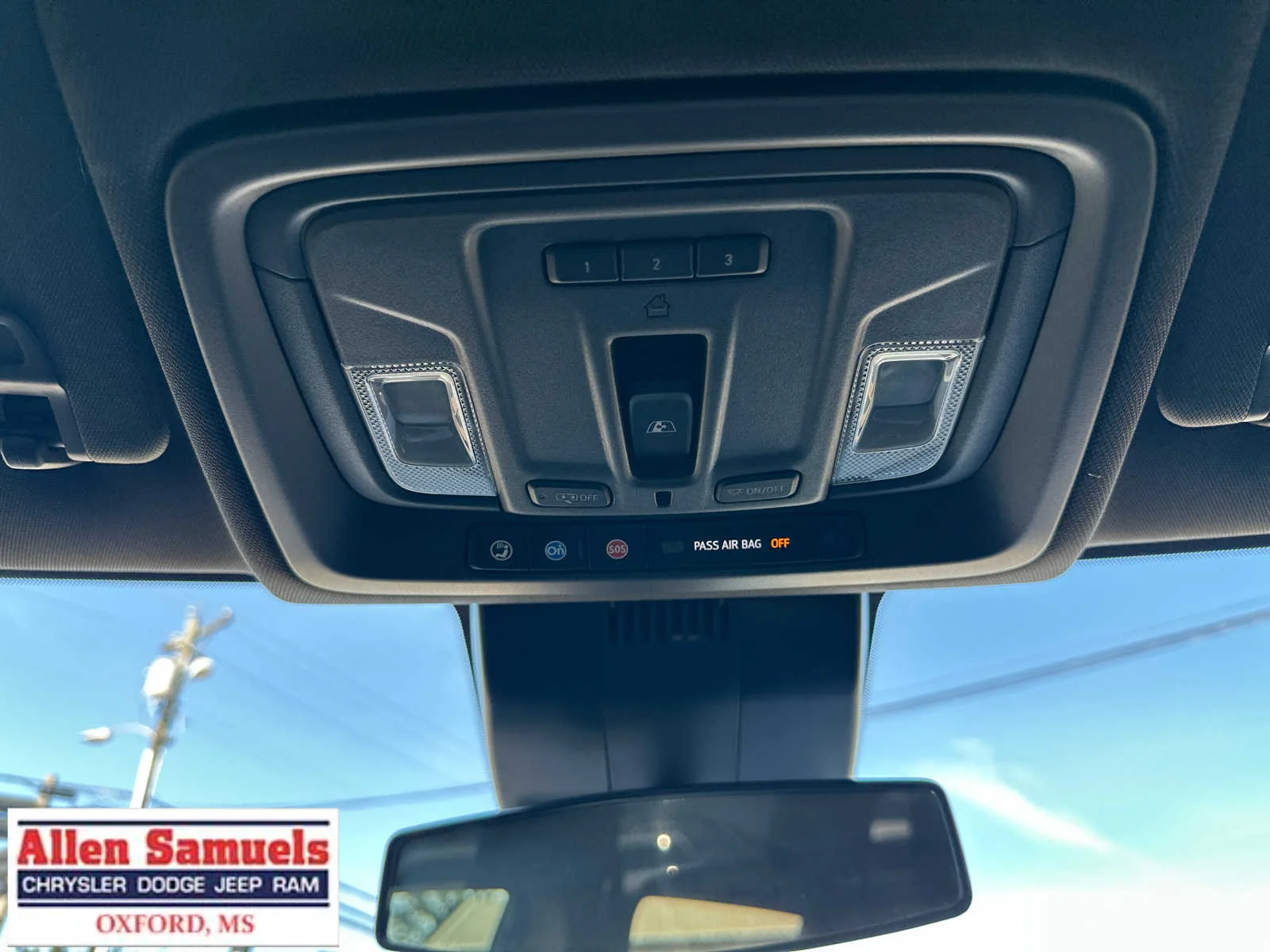 Used 2024 Summit White Chevrolet RST image 41