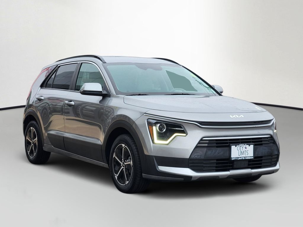 Used 2023 Gray Kia EX image 3