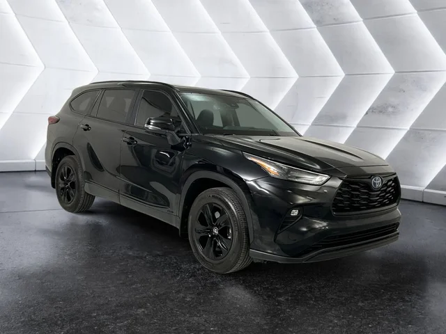 2024 Toyota Highlander Hybrid XLE