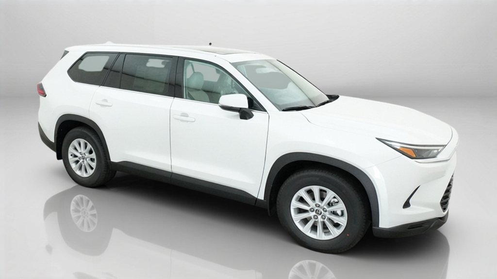 New 2026 Wind Chill Pearl Toyota XLE image 36