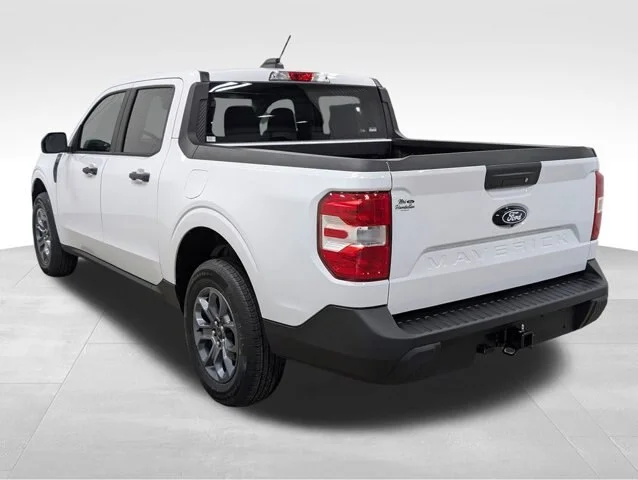 New 2026 Oxford White Ford XLT image 20