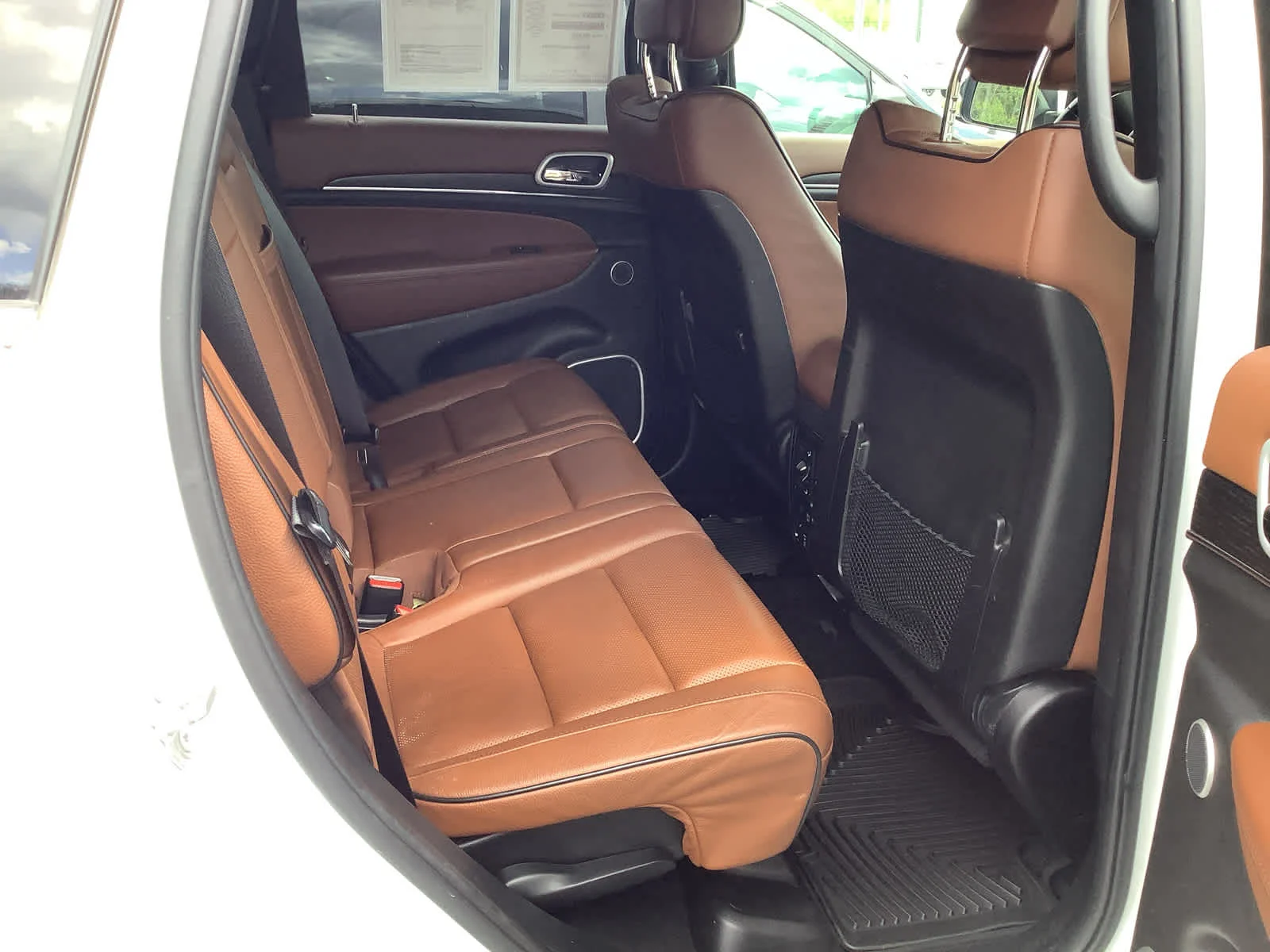 Used 2019 Ivory 3 Coat Jeep Summit image 7