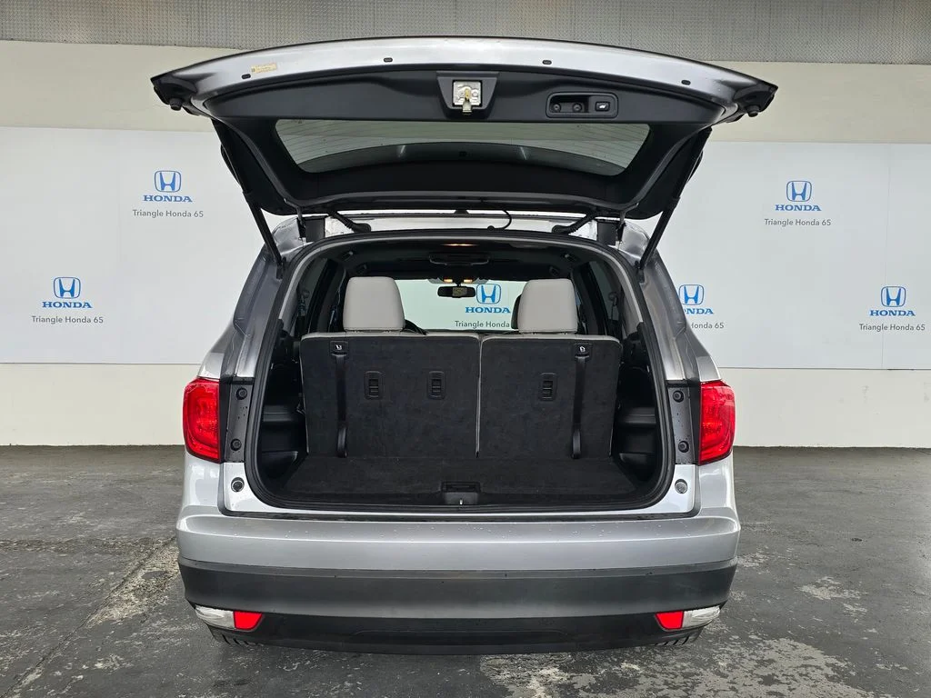 Used 2016 Silver Honda EX-L image 71