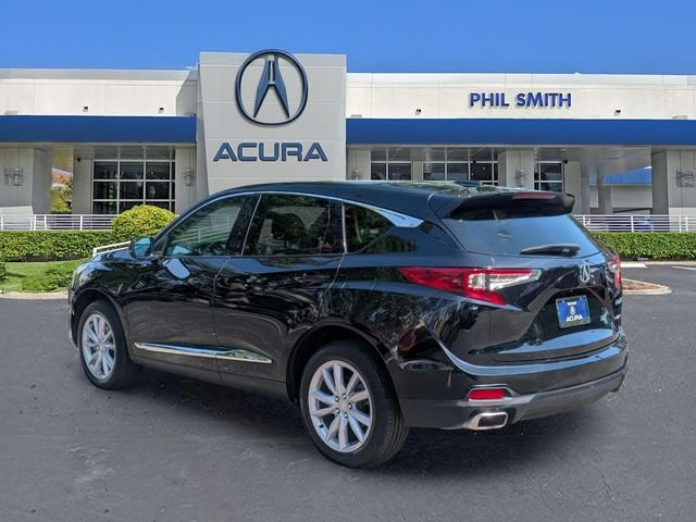Used 2024  Acura Base image 3