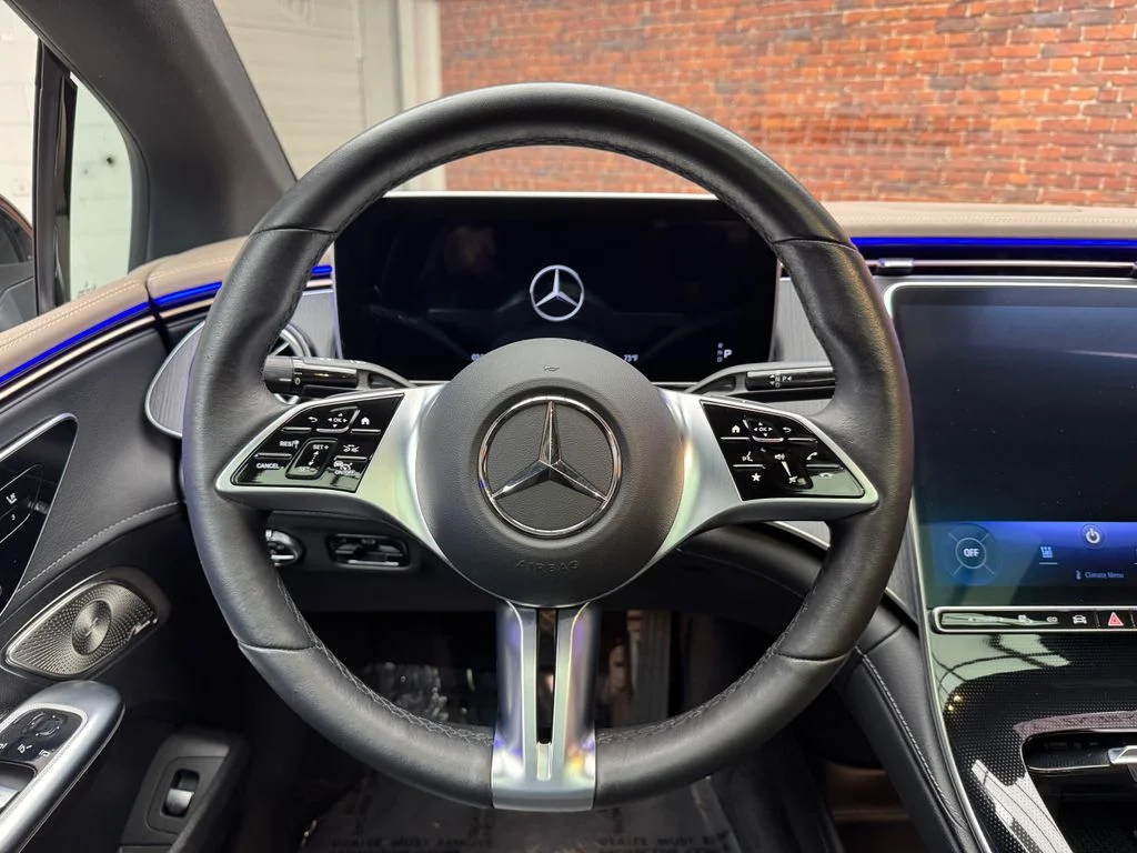 Used 2023 Black Mercedes-Benz 500 Sedan image 14
