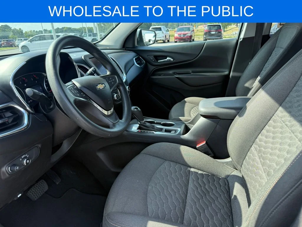 Used 2020 Silver Chevrolet LT image 4