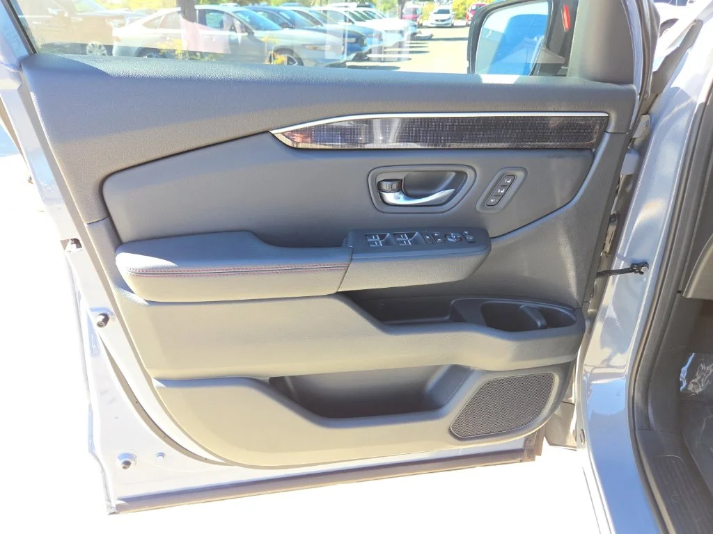 Certified Used 2025 Sonic Gray Pearl Honda AWD Black Edition image 16
