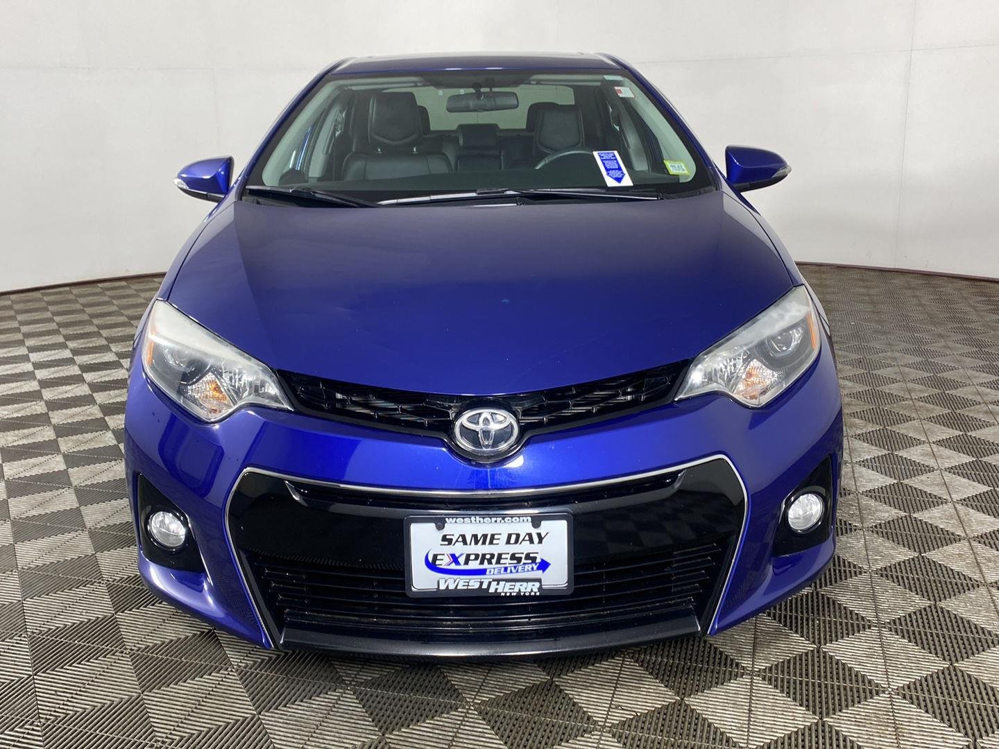 Used 2016 Blue Crush Metallic Toyota S Premium image 8