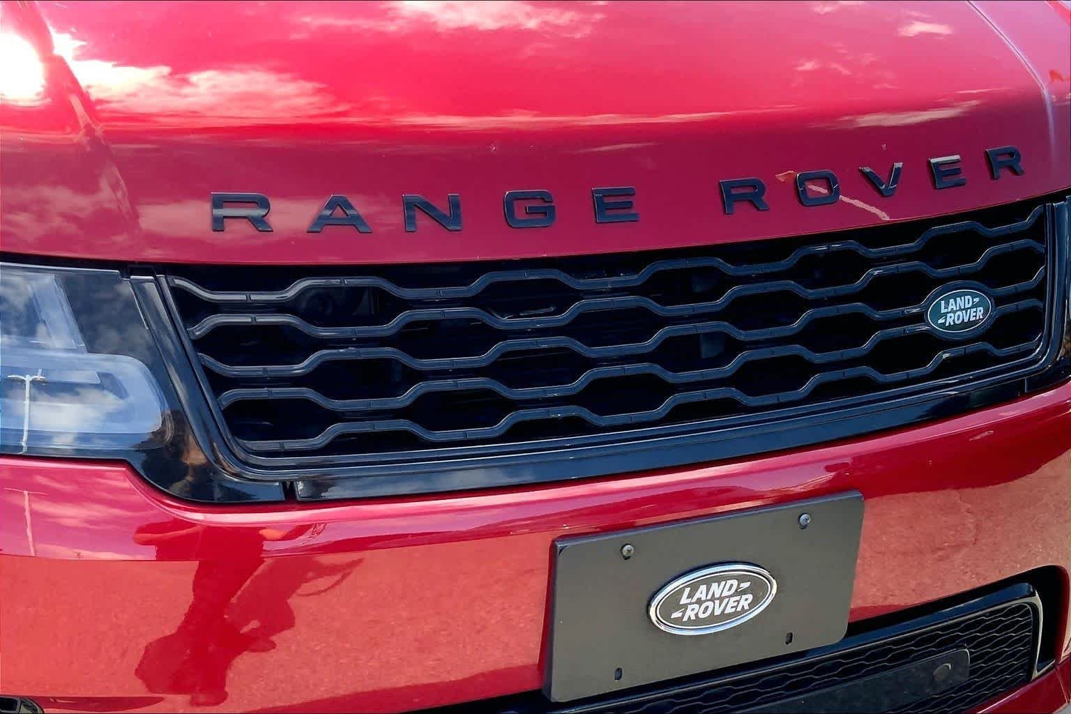 Used 2018 Firenze Red Metallic Land Rover HSE Dynamic image 30