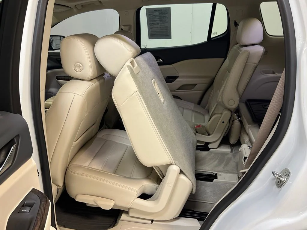 Used 2020 White GMC Denali image 33