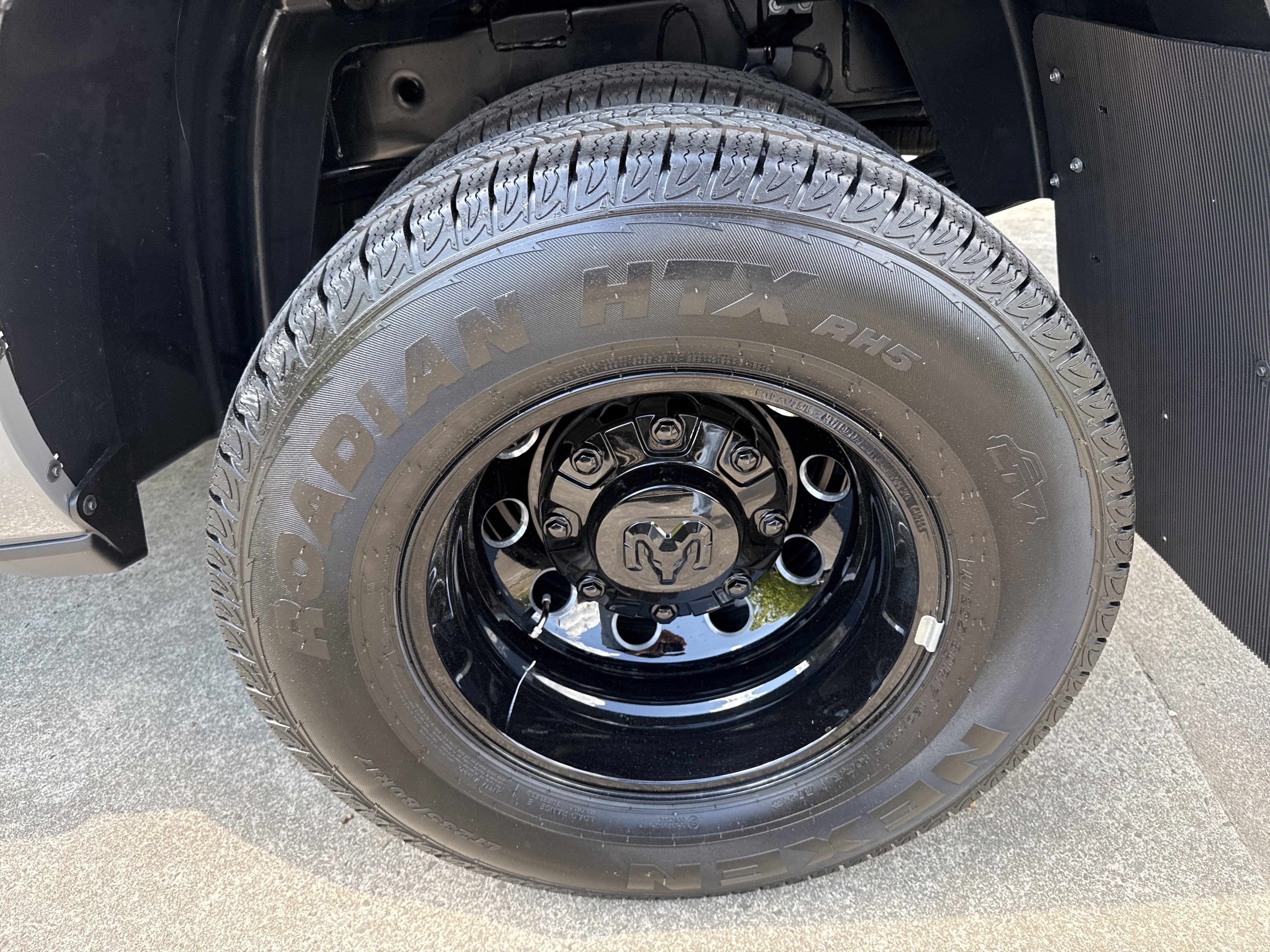 New 2026 Ceramic Gray Clearcoat RAM Laramie image 20